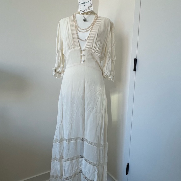 Reformation Ginny Maxi Dress in White/Ivory Size 8 Preppy Boho Bridal Picnic - Picture 6 of 17